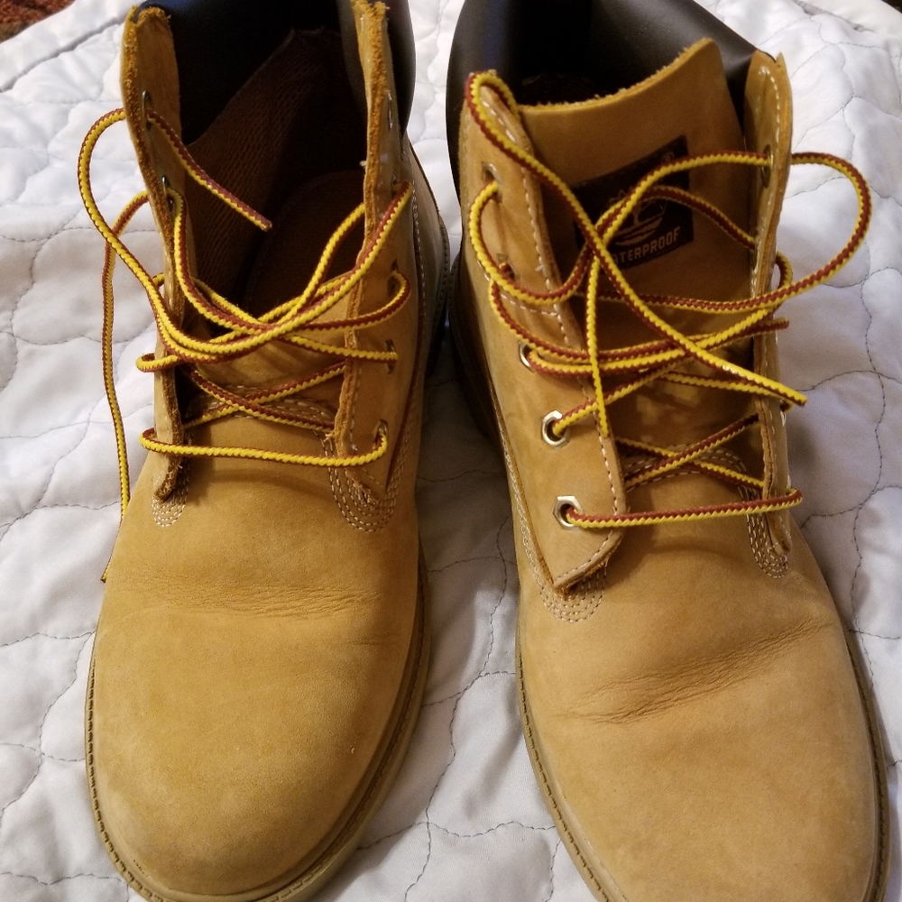 Timberland Boys Size 6